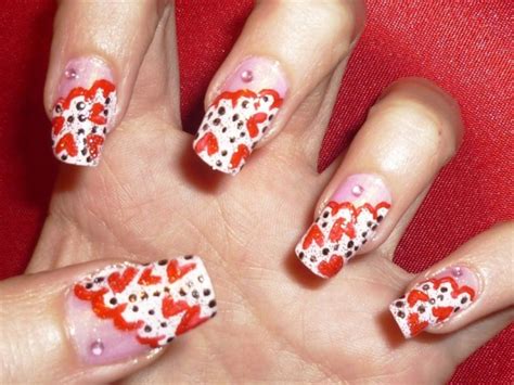 Comme des garçons inspired nails unique & creative valentine's day nail designs to try
