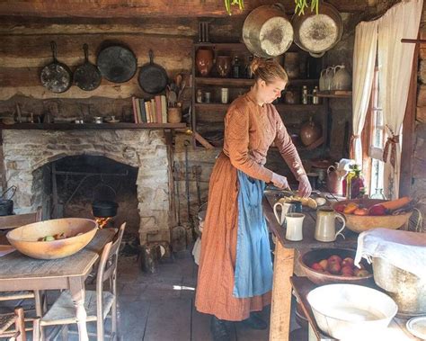 pioneer woman serving dishes