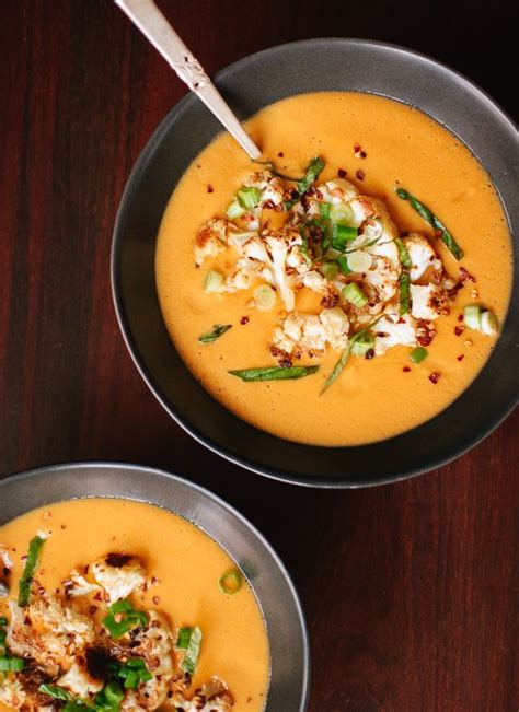 roasted red pepper and cauliflower soup