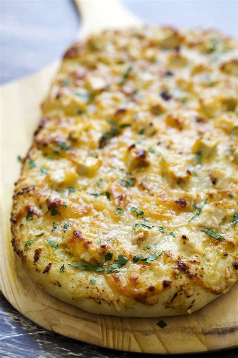 vegan cheesy garlic bread