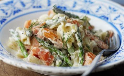 I've always said that of all the tv chefs, the one i would love to cook for me is jamie oliver jamie oliver recipe salmon asparagus pasta