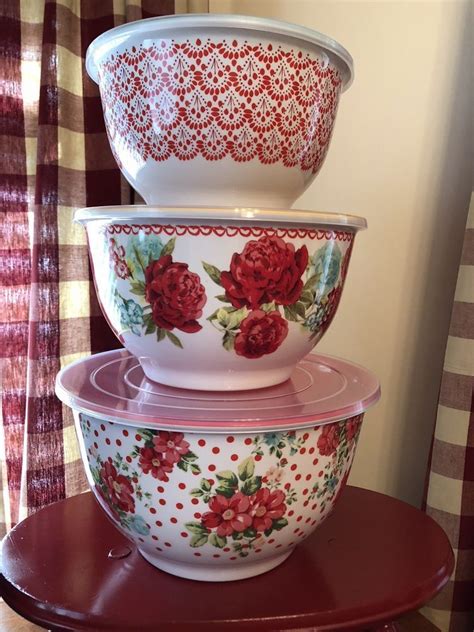pioneer woman melamine bowls with lids