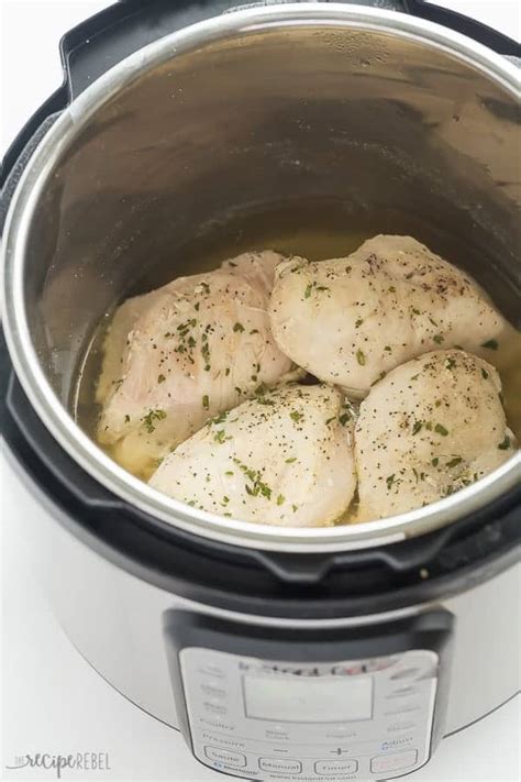 how do you make chicken noodle soup in a pressure cooker