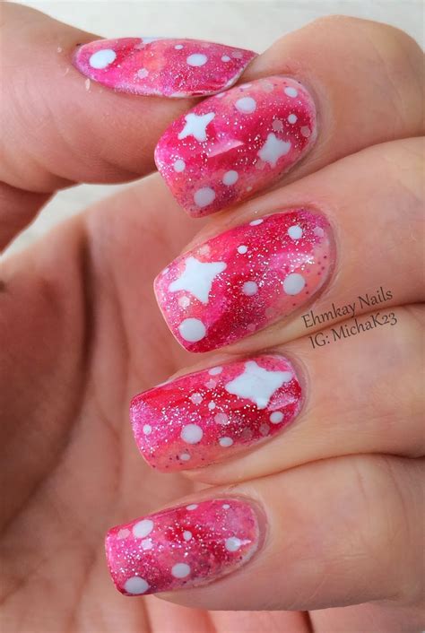 22 is the number of bones in the human skull: 22 sweet and sparkly pink valentine’s nail designs
