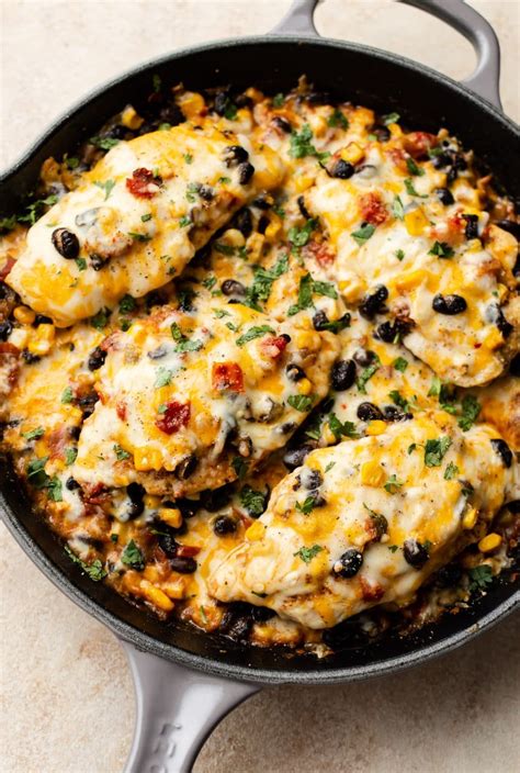 Southwest Skillet Chicken With Beans And Corn / How to Cook Perfect Southwest Skillet Chicken With Beans And Corn